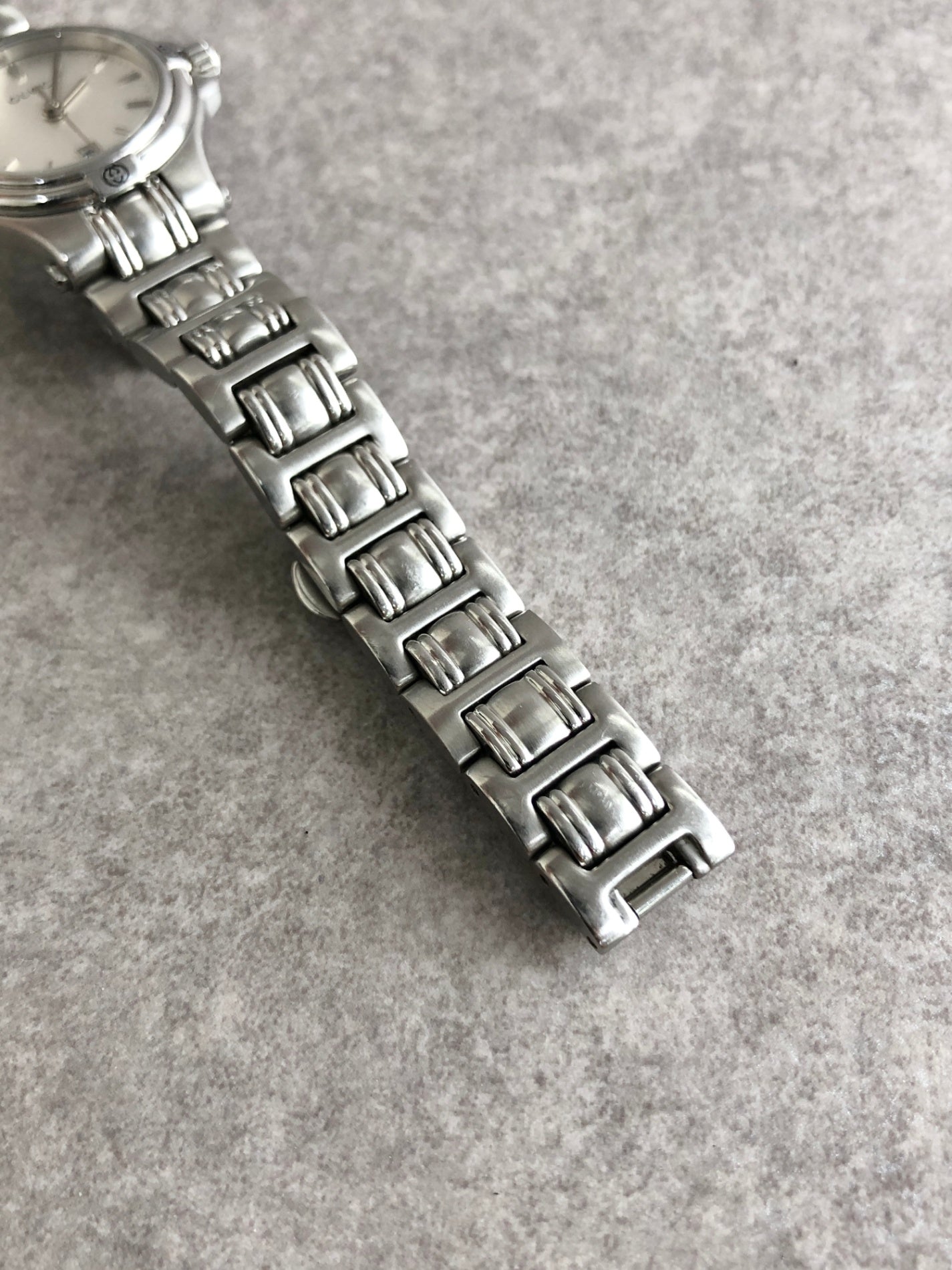 GUCCI GG Watch Silver 9040L Vintage 8xaiw7