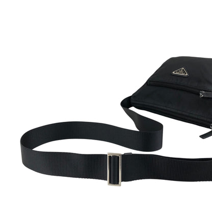 PRADA Tessuto Triangle Logo Shoulder bag Black Vintage 2efb6d