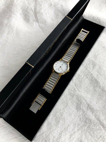 Yves Saint Laurent YSL Logo Watch Gold×Silver 566890 Vintage ais6sd