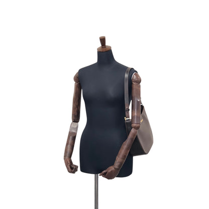 BURBERRY Logo Shoulder bag Brown Vintage  jmw4eb