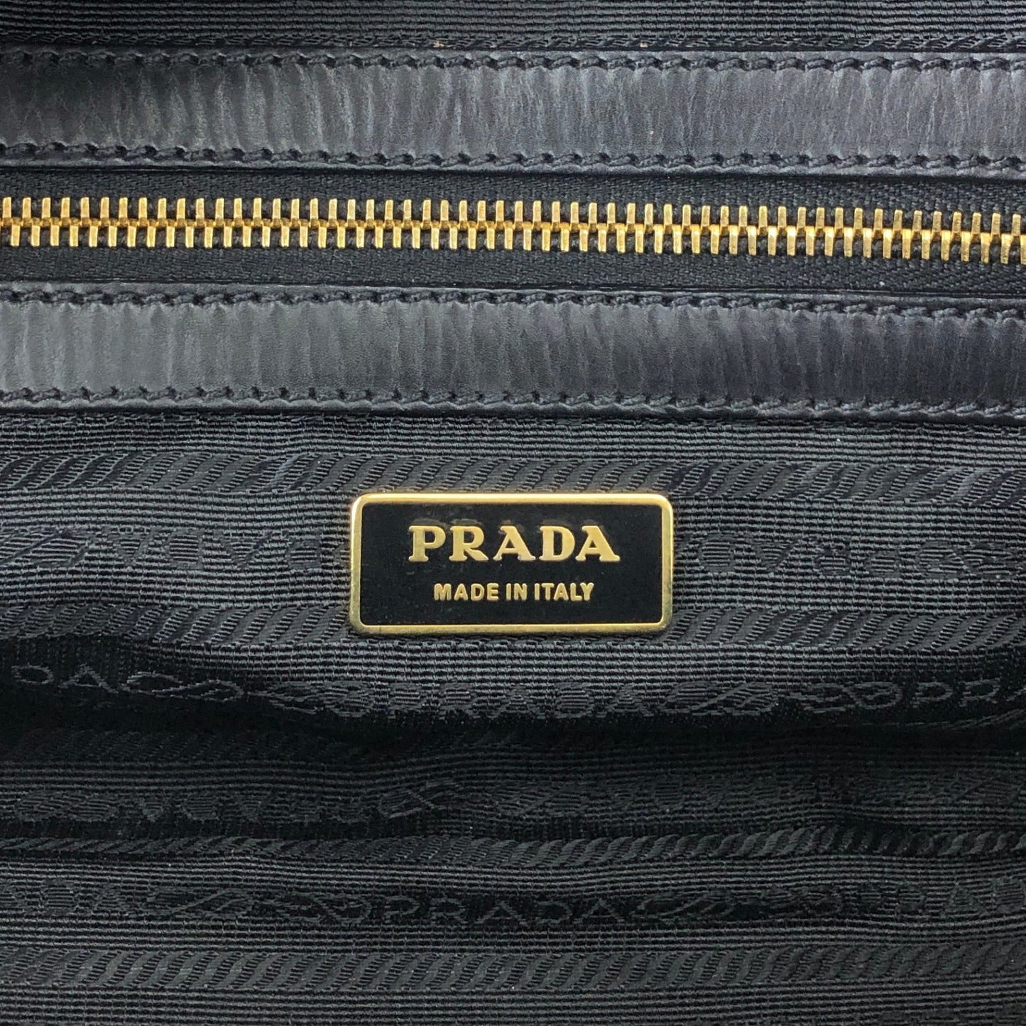 PRADA Logo Embossed Handbag Boston bag Black Vintage nfyku6