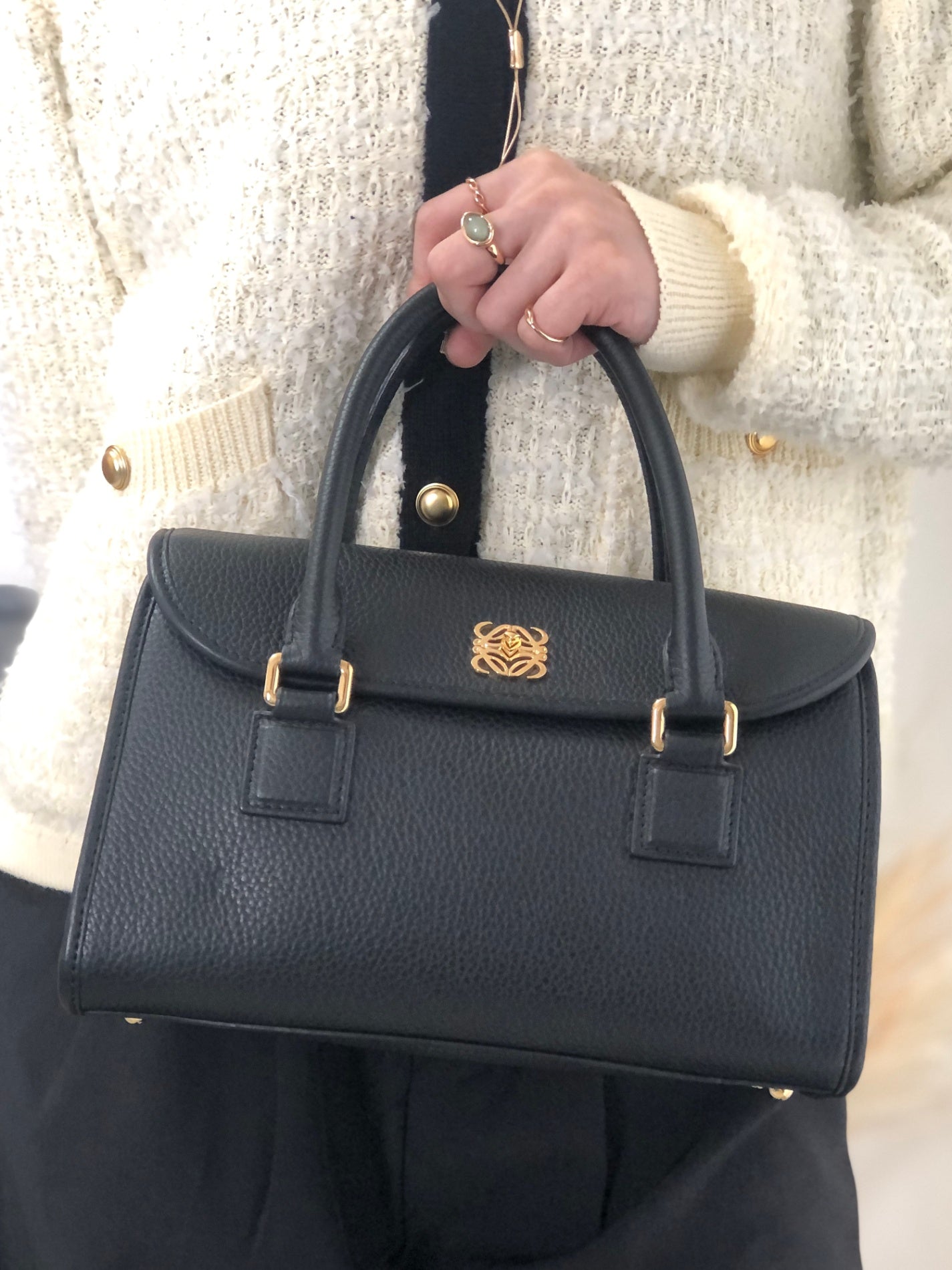 LOEWE Anagram Turn Lock Two-way Small Boston bag Shoulder bag Black Vintage v54wyi