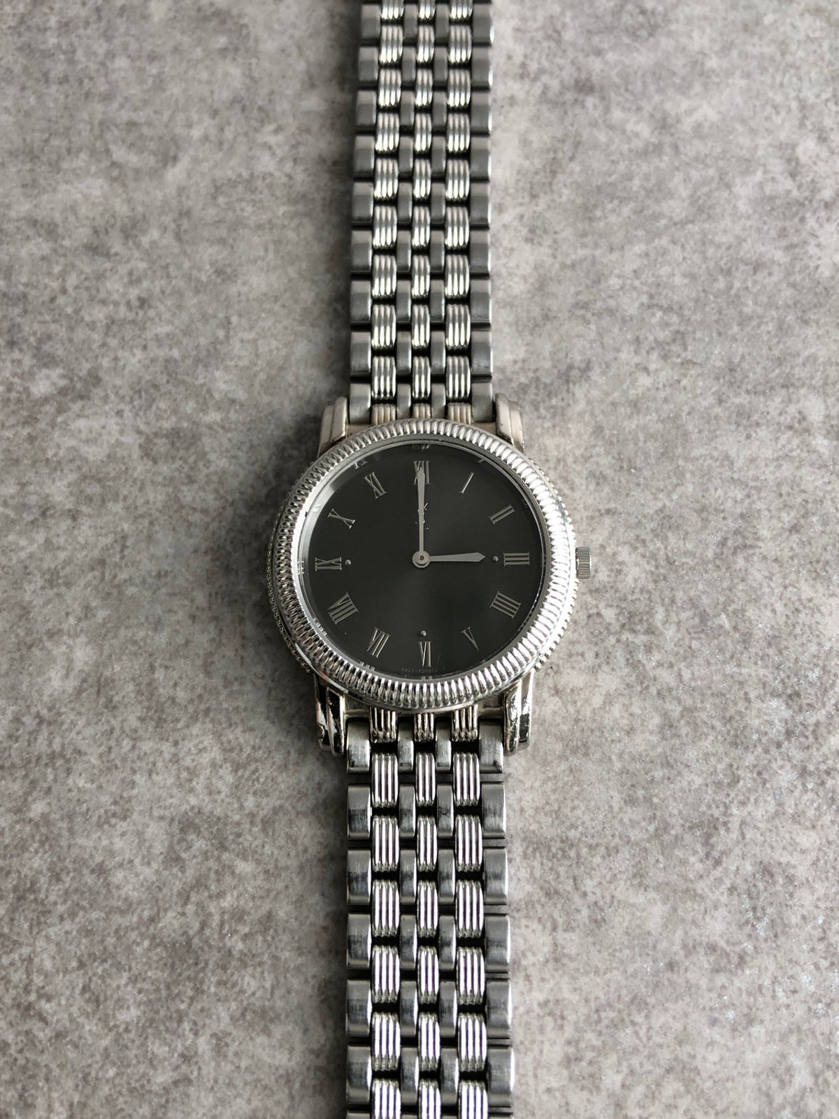 Yves Saint Laurent YSL Logo Quartz Watch Silver5421-F46452 Vintage  j63jak