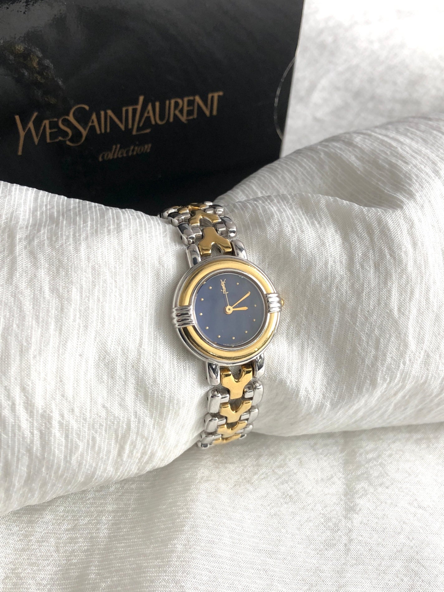 Yves Saint Laurent YSL Logo Watch Gold×Silver 5430-F43089 Vintage