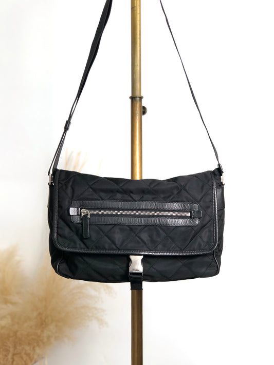 PRADA Tessuto Triangle Logo Shoulder bag Black Vintage g5c3is