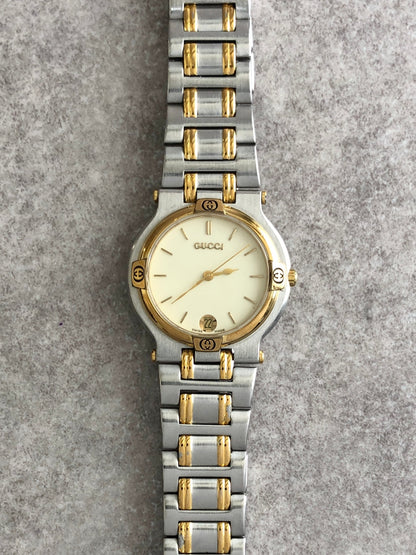 GUCCI Logo Quartz Watch Silver×Gold 9000M Vintage zgvkkw