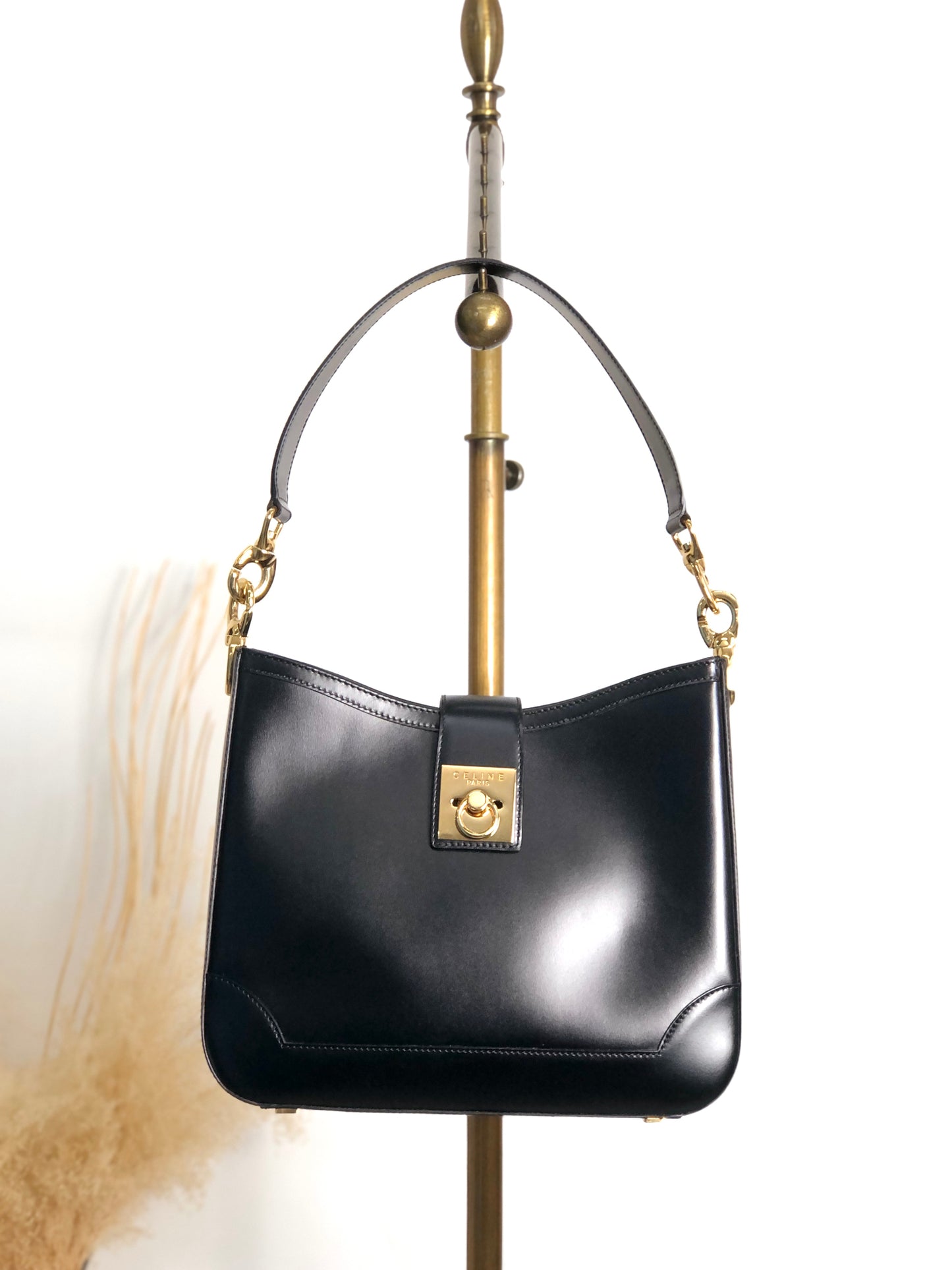 CELINE Gancini Shoulder bag Black Vintage ucswkg