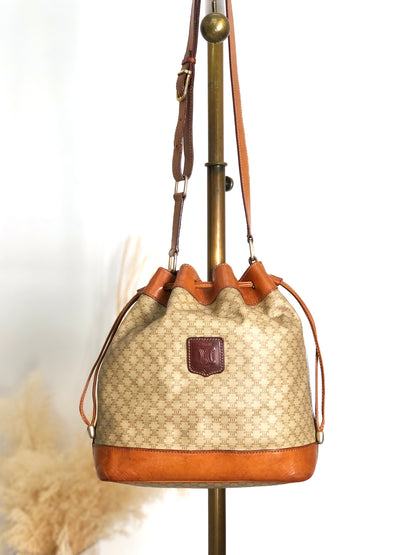CELINE Macadam Blason Drawstring Shoulder bag Beige Vintage ci27wy