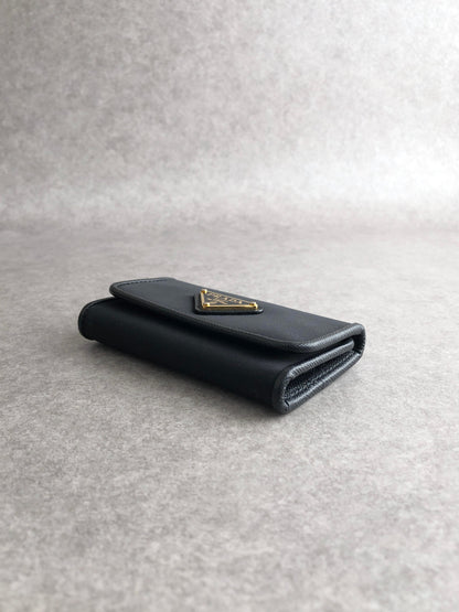 PRADA Triangle Logo Key Case Black 1PG222 Vintage yngsxb