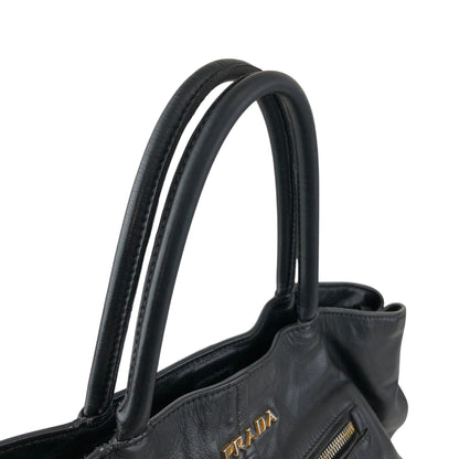 PRADA Logo Front Pocket Handbag Black Vintage gkw2r3