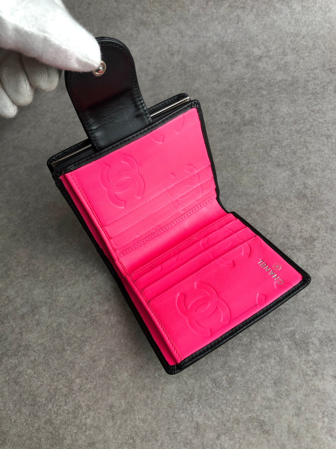 CHANEL Coco Mark Folded Wallet Black Vintage bggtt6