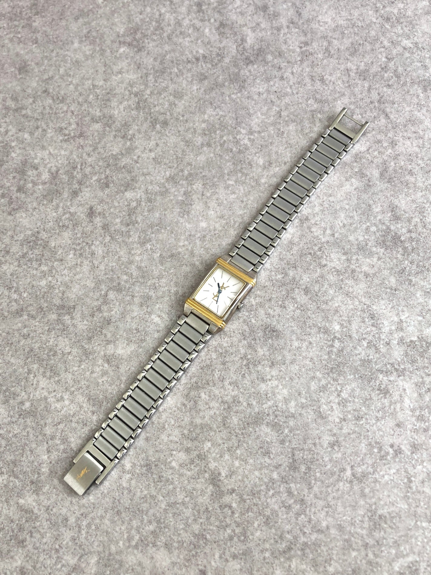 Yves Saint Laurent Watch Silver Vintage 3s3tmn