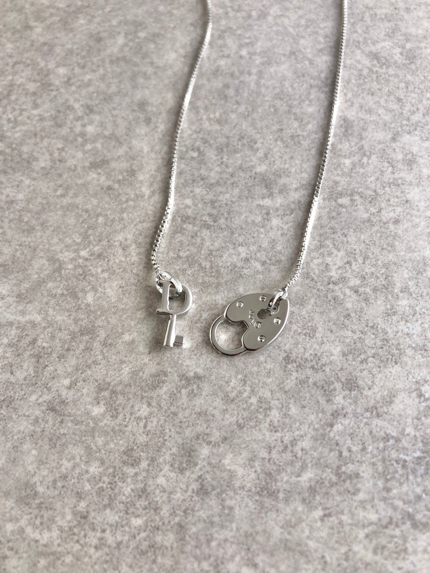 Christian Dior Heart Motif Necklace Silver Vintage kny3x7