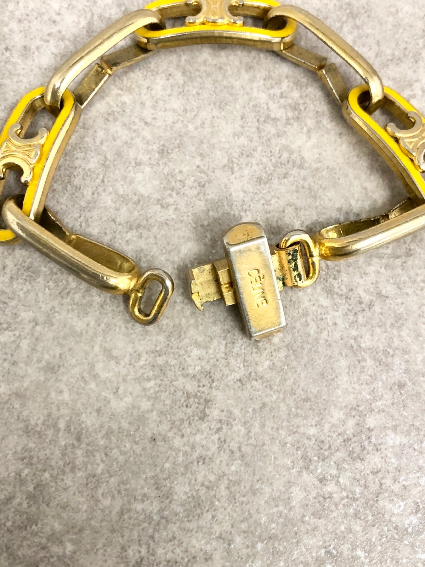 CELINE Triomphe Bracelet Gold Vintage dnaemn