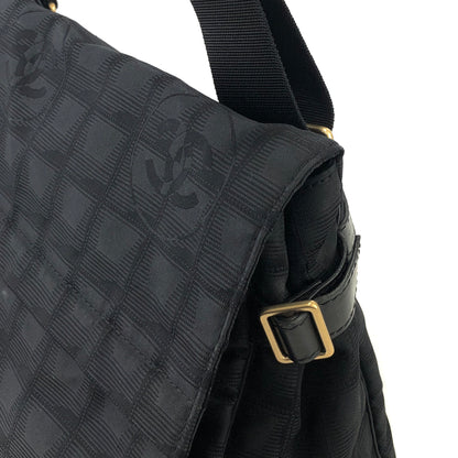 CHANEL New Travel Line Nylon Crossbody Shoulder bag Black Vintage uar7ry