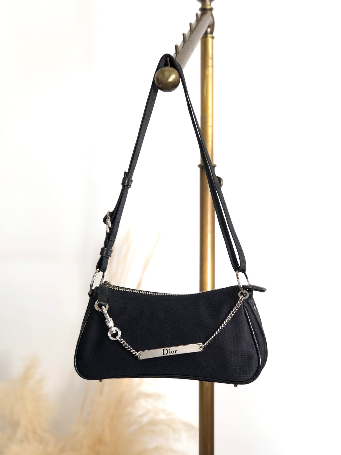 Christian Dior Logo Stone Shoulder bag Black Vintage 3ta7w7