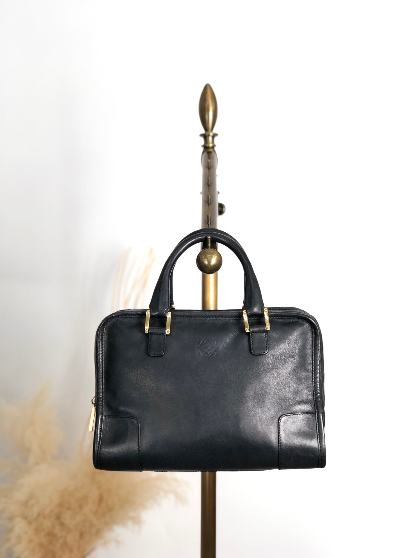 LOEWE Amazona28 Anagram Handbag Boston bag Black Vintage bda233