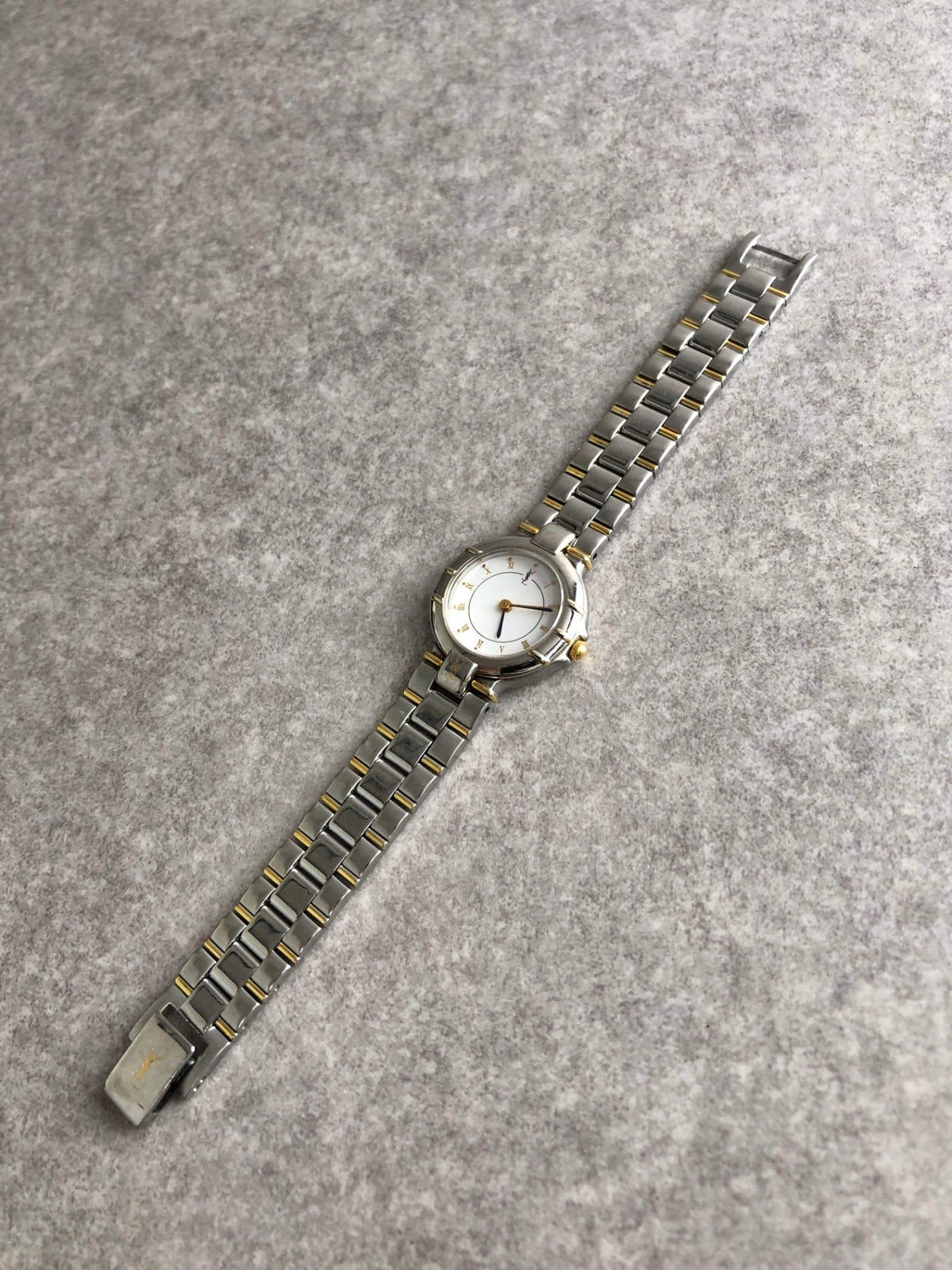 Yves Saint Laurent YSL Logo Watch Silver 4630-E63468Y Vintage