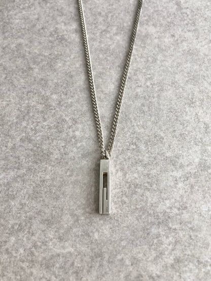 GUCCI Logo Necklace Silver Vintage 8t6b2r