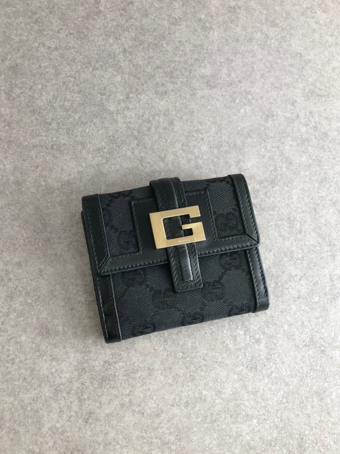 GUCCI GG Canvas Folded Wallet Black Vintage gbusf3