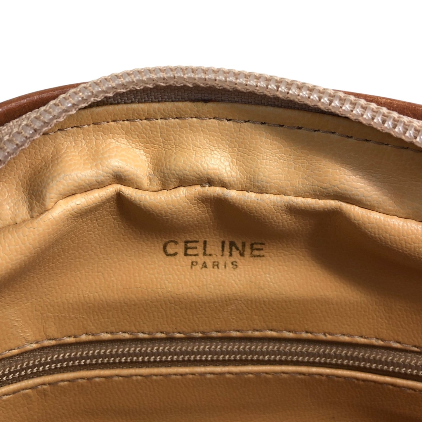 CELINE Macadam Front Buckle Shoulder bag Brown Vintage htiyru