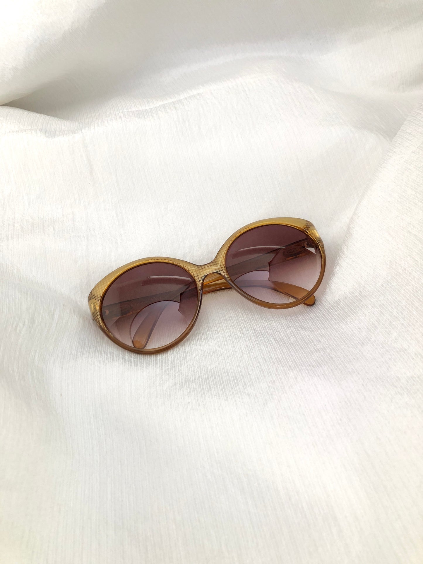 Christian Dior CD Logo Sunglasses Beige Vintage wm5r8j