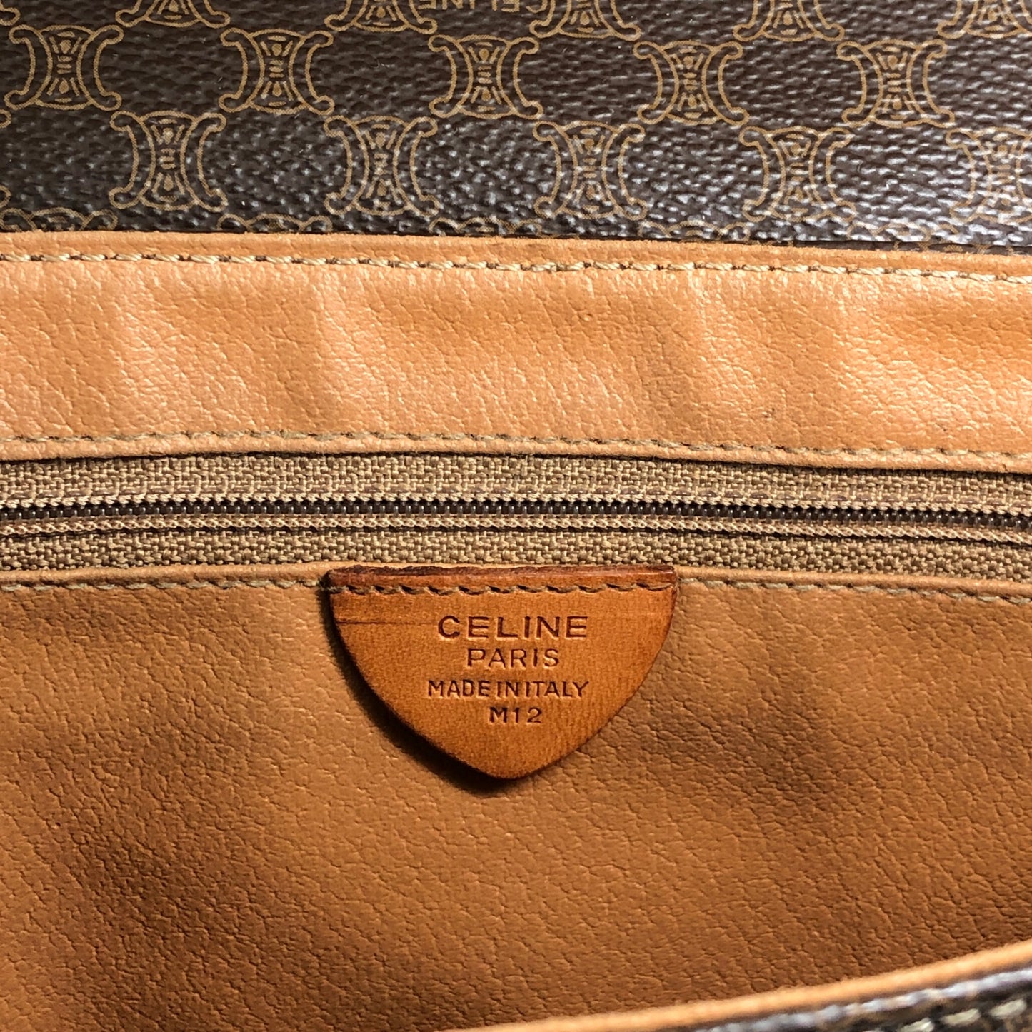 CELINE Macadam Blason Shoulder bag Brown Vintage ug57i6