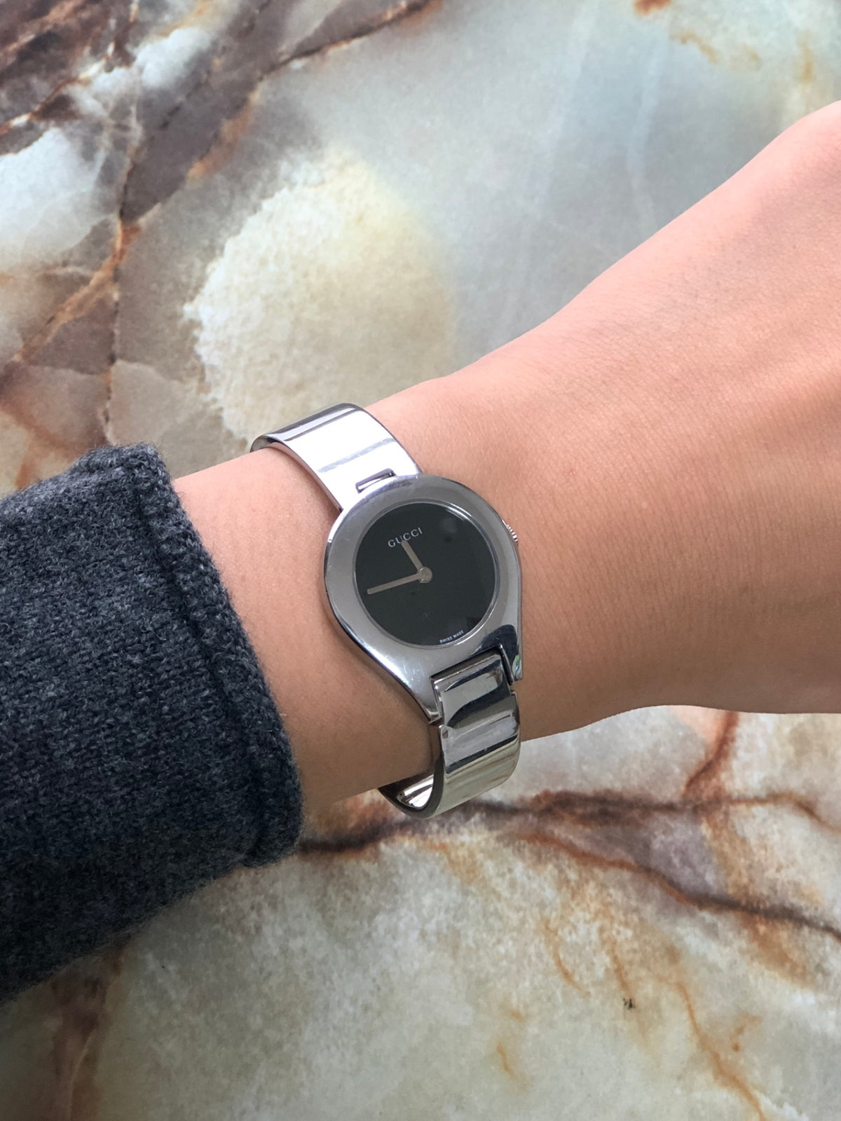 GUCCI Logo Quartz Watch Silver 6700L Vintage 7uaka3