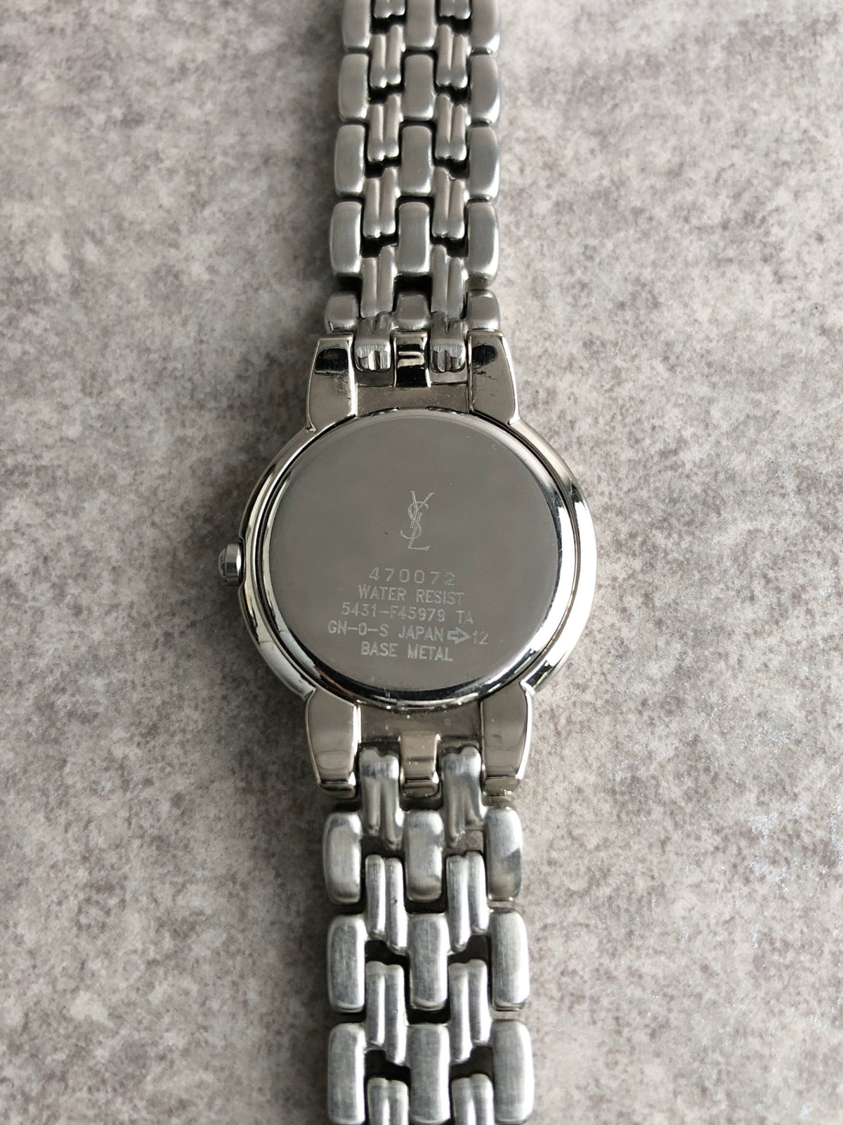 Yves Saint Laurent YSL Logo Quartz Watch Silver Vintage h6kph8