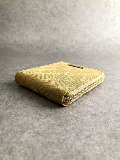 GUCCI GG Canvas Folded Wallet Gold Vintage 3fmuab