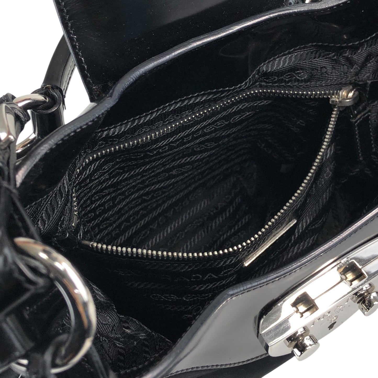 PRADA Logo Front Lock Shoulder bag Black Vintage jh2gpw