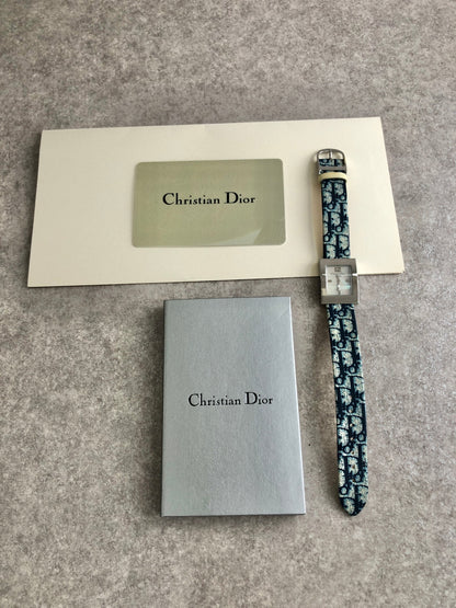 Christian Dior Trotter Quartz Watch Blue D78-109 Vintage j83yk7
