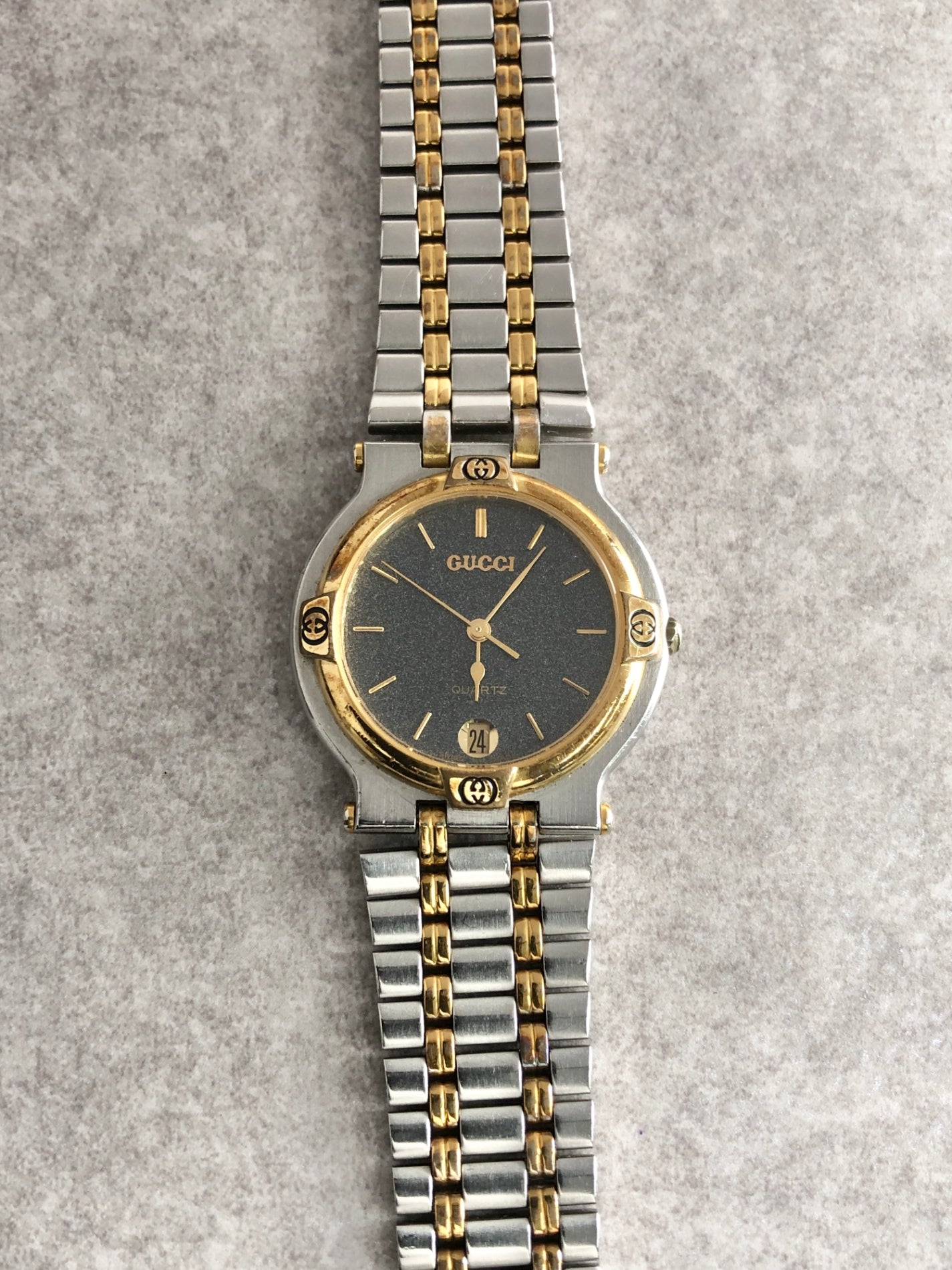 GUCCI Watch Silver 9000M Vintage kyaj5a