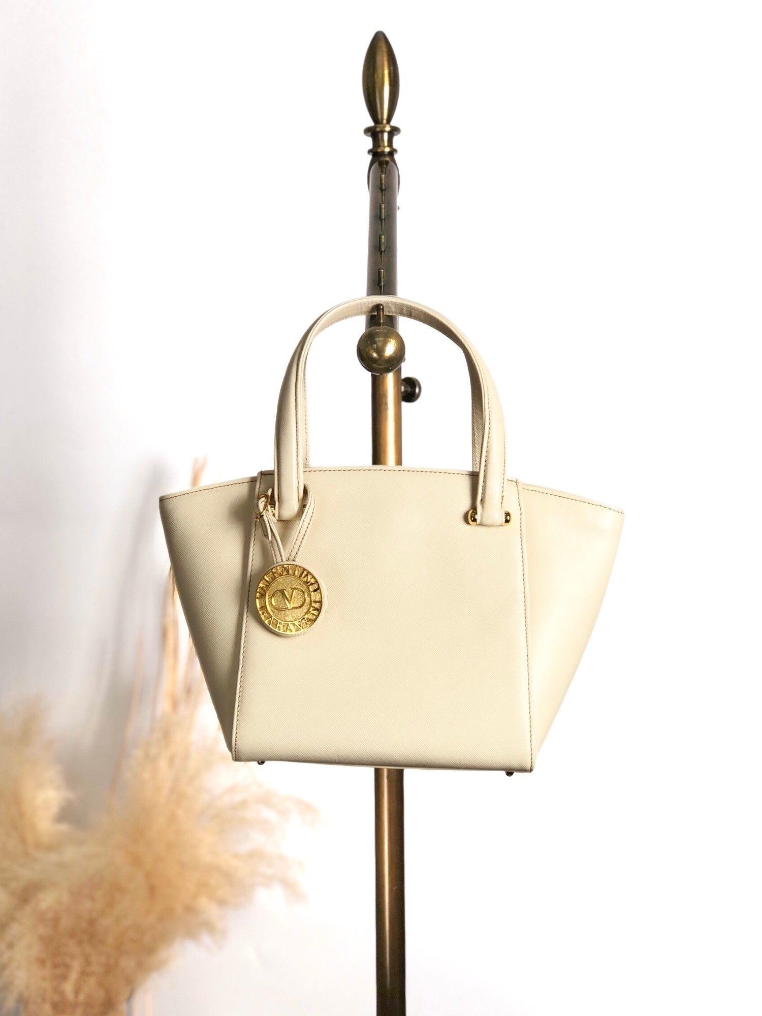 Vintage VALENTINO GARAVANI | VintageShop solo