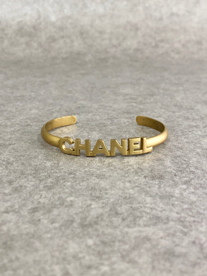 CHANEL Coco Mark Logo Rhinestone Bangle Ring Gold Vintage p7624z