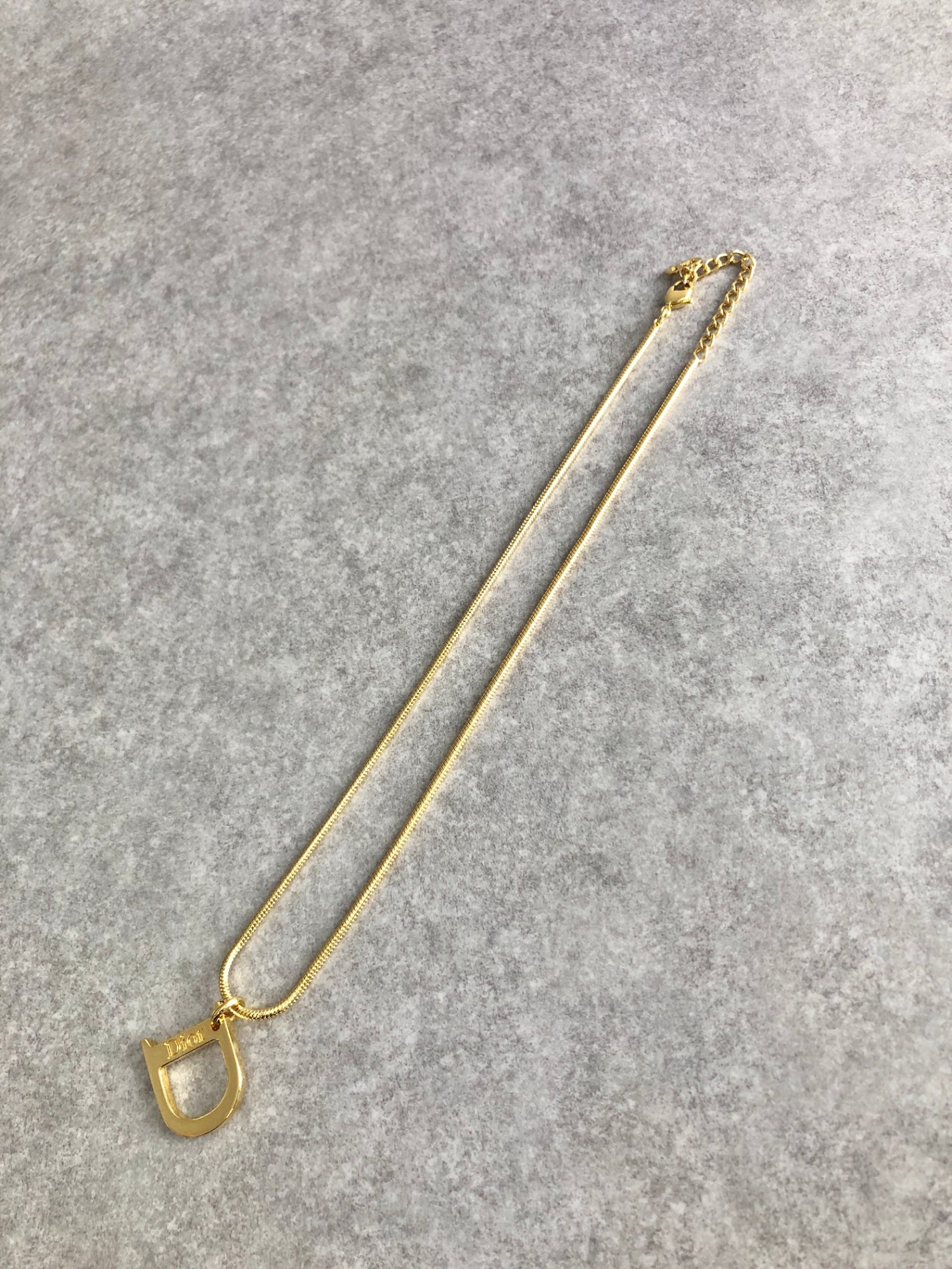 Christian Dior D Motif Necklace Gold Vintage ndfvy4