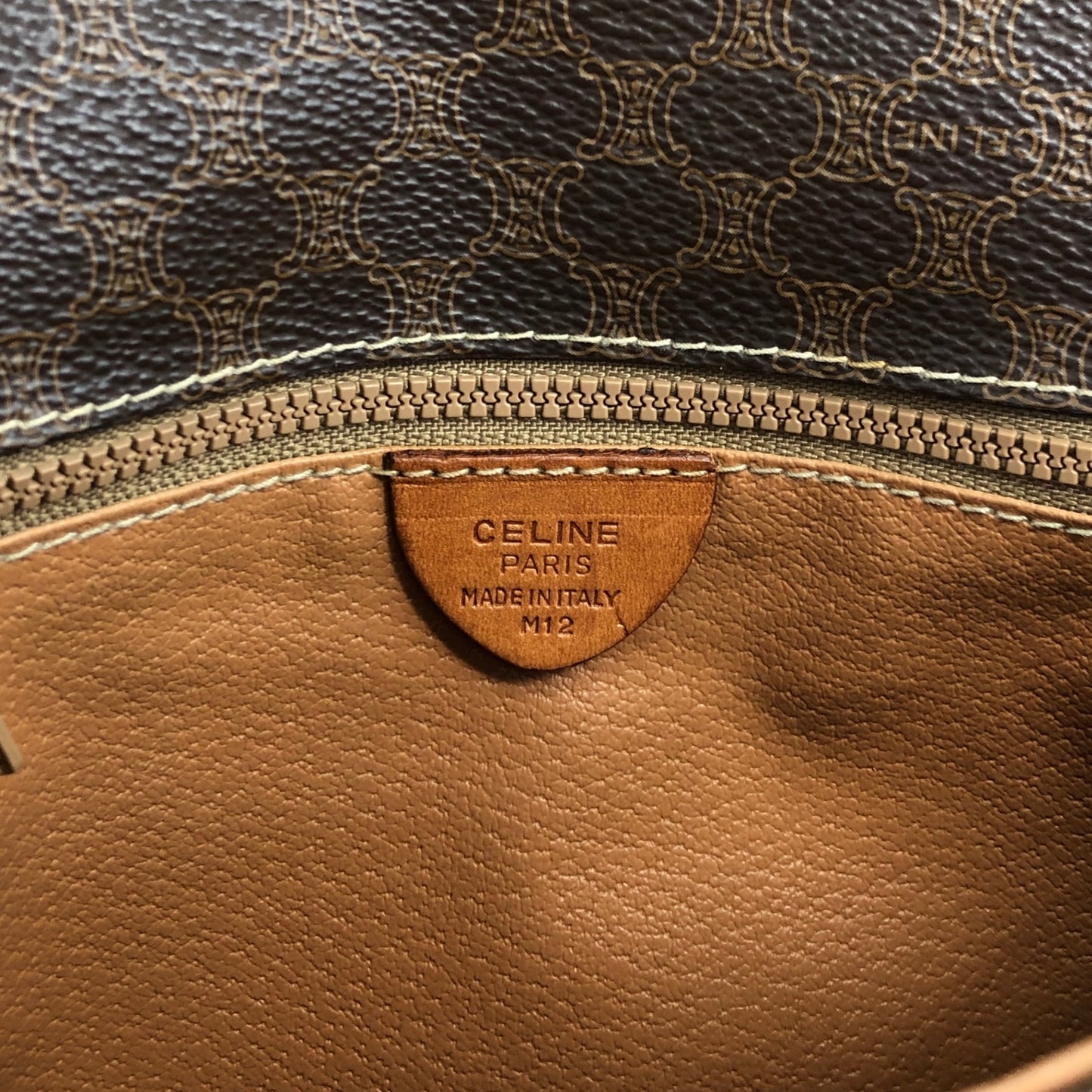 CELINE Macadam Blason Round Shoulder bag Brown Vintage v54uj5