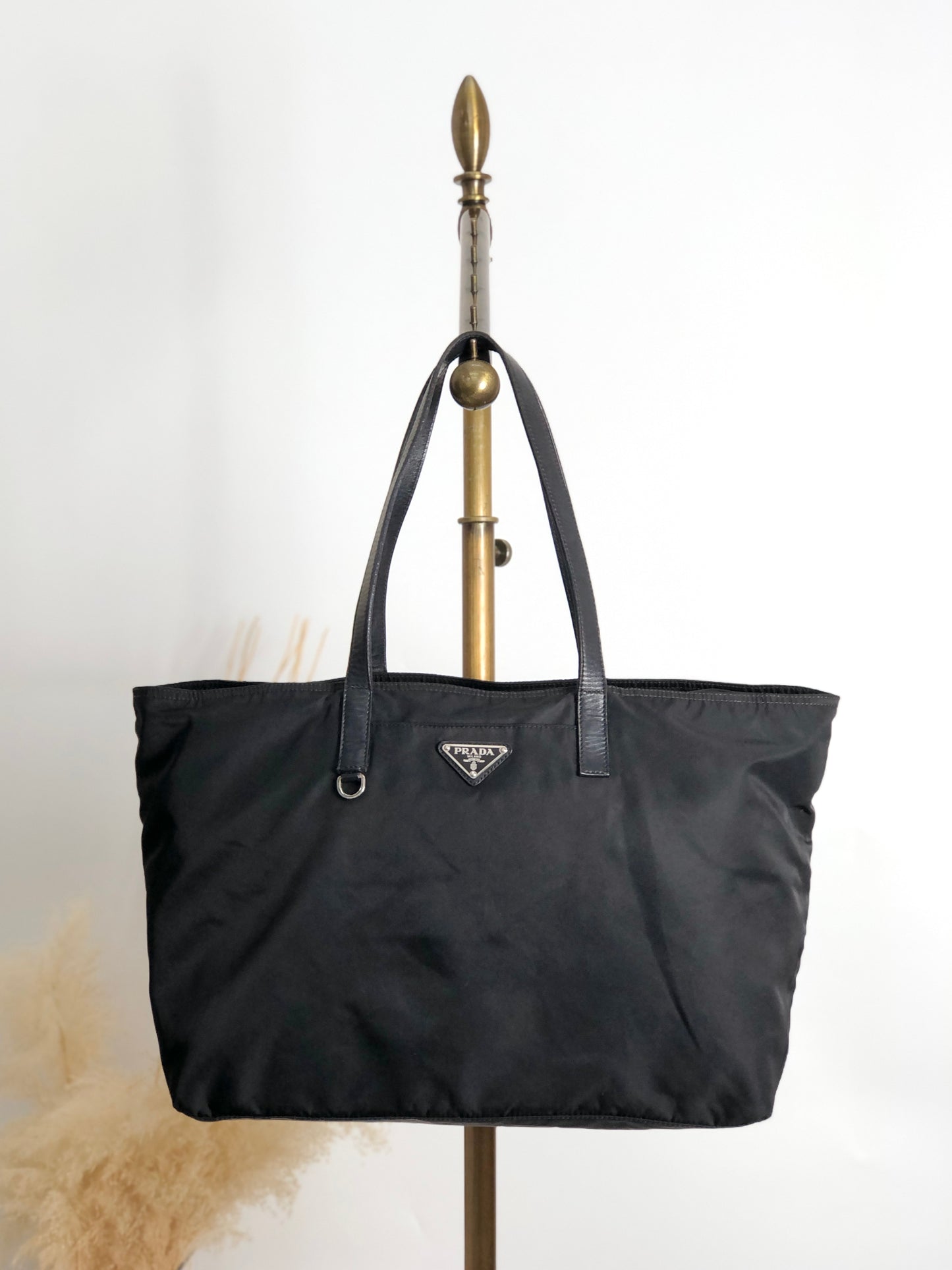 PRADA Tessuto Triangle Logo Totebag Black Vintage mbeuzk
