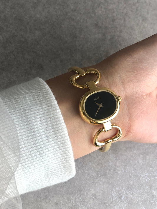 GUCCI Quartz Watch Gold 1600 Vintage 2iuhts