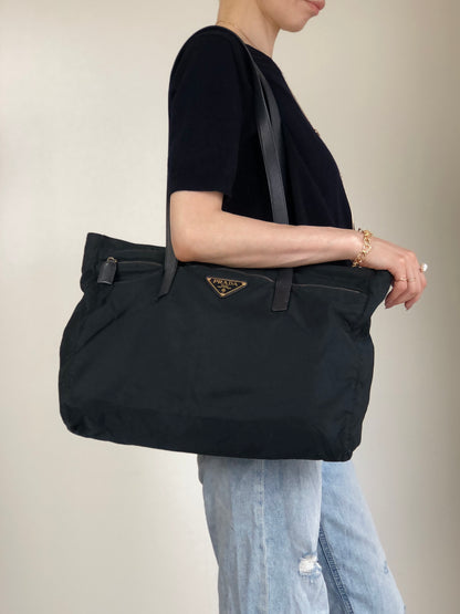 PRADA Tessuto Triangle Logo Totebag Black Vintage nvkgms
