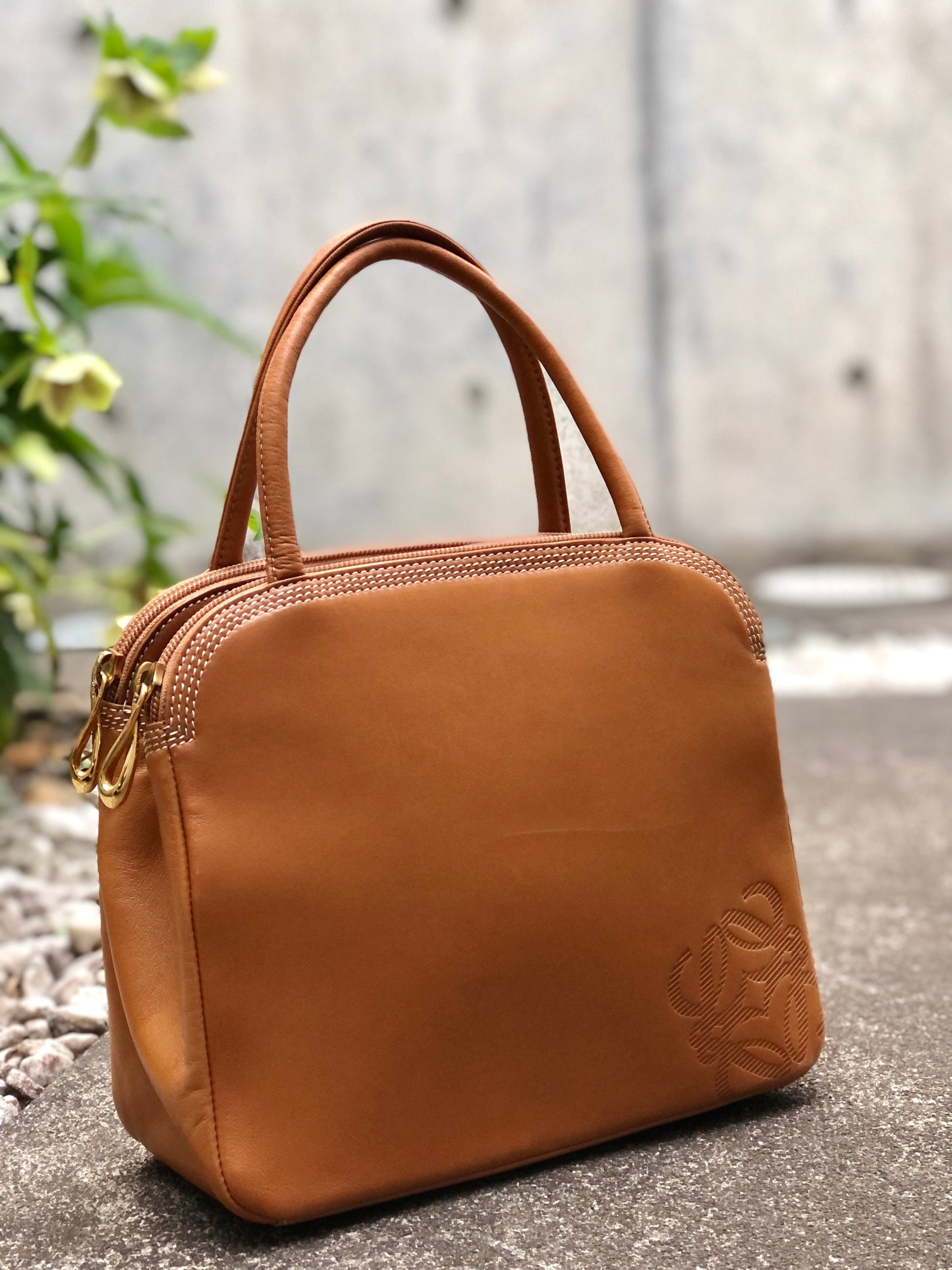 LOEWE Anagram Nappa leather Handbag Brown Vintage Old mjrzyi
