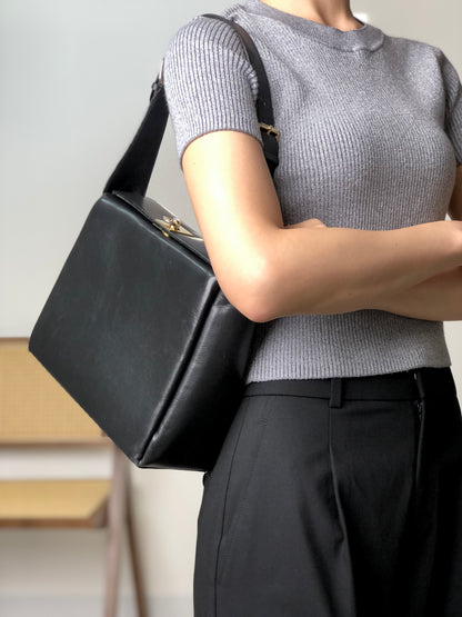 CELINE Turn Lock Handbag Black Vintage j4gitj