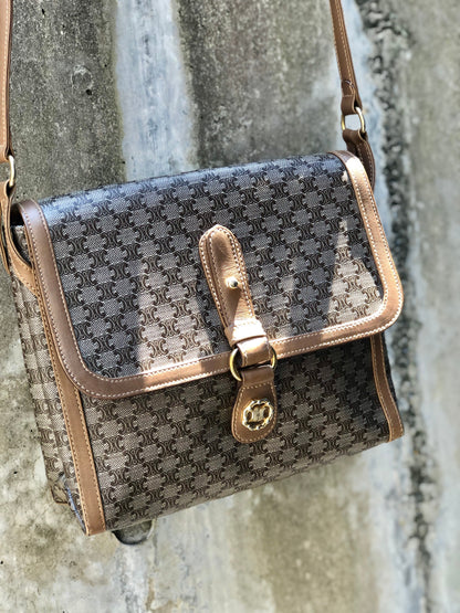 CELINE Macadam Blason Shoulder bag Beige Vintage Old CELINE dbmh2p