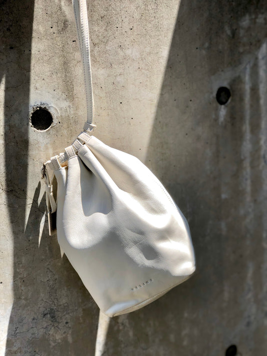 CELINE Logo Drawstring Handbag White Vintage Old Celine em8cxw