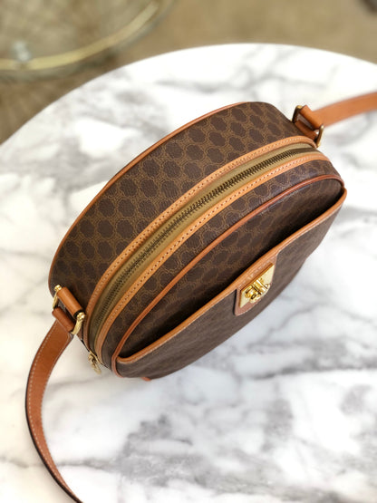CELINE Macadam Gancini Round Shoulderbag Brown Vintage Old celine rhdej4
