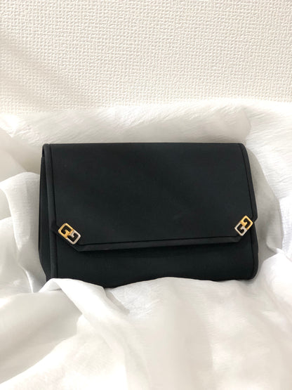 GUCCI  GG motif satin clutch bag black vintage old axi4gv
