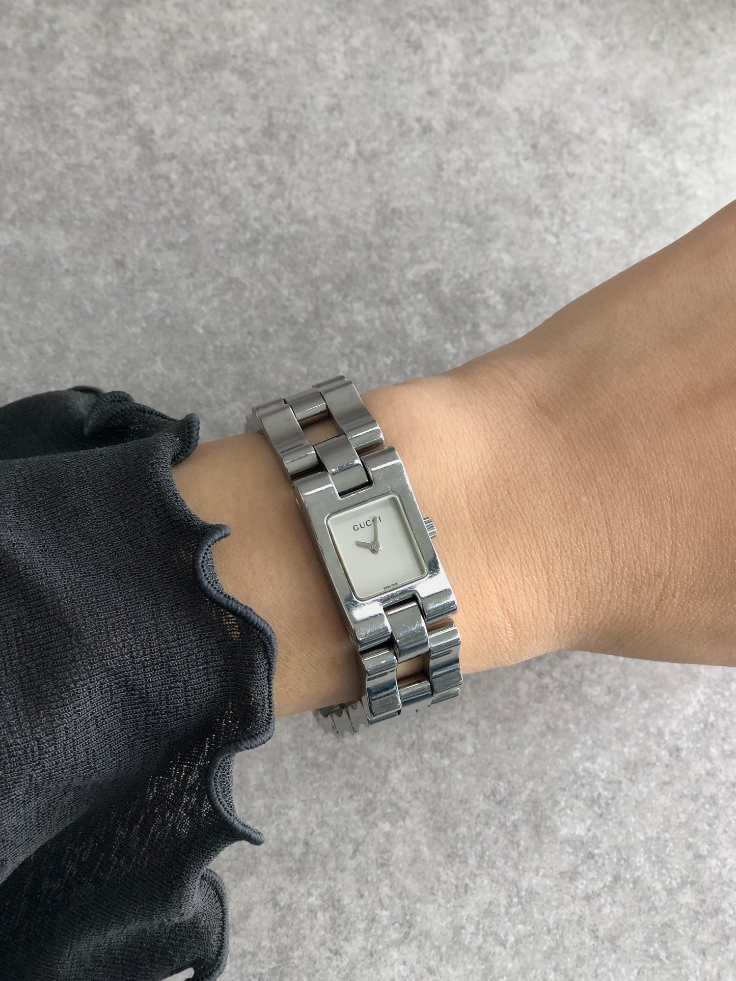 GUCCI Square Watch Silver 2305L Vintage 5db4xv