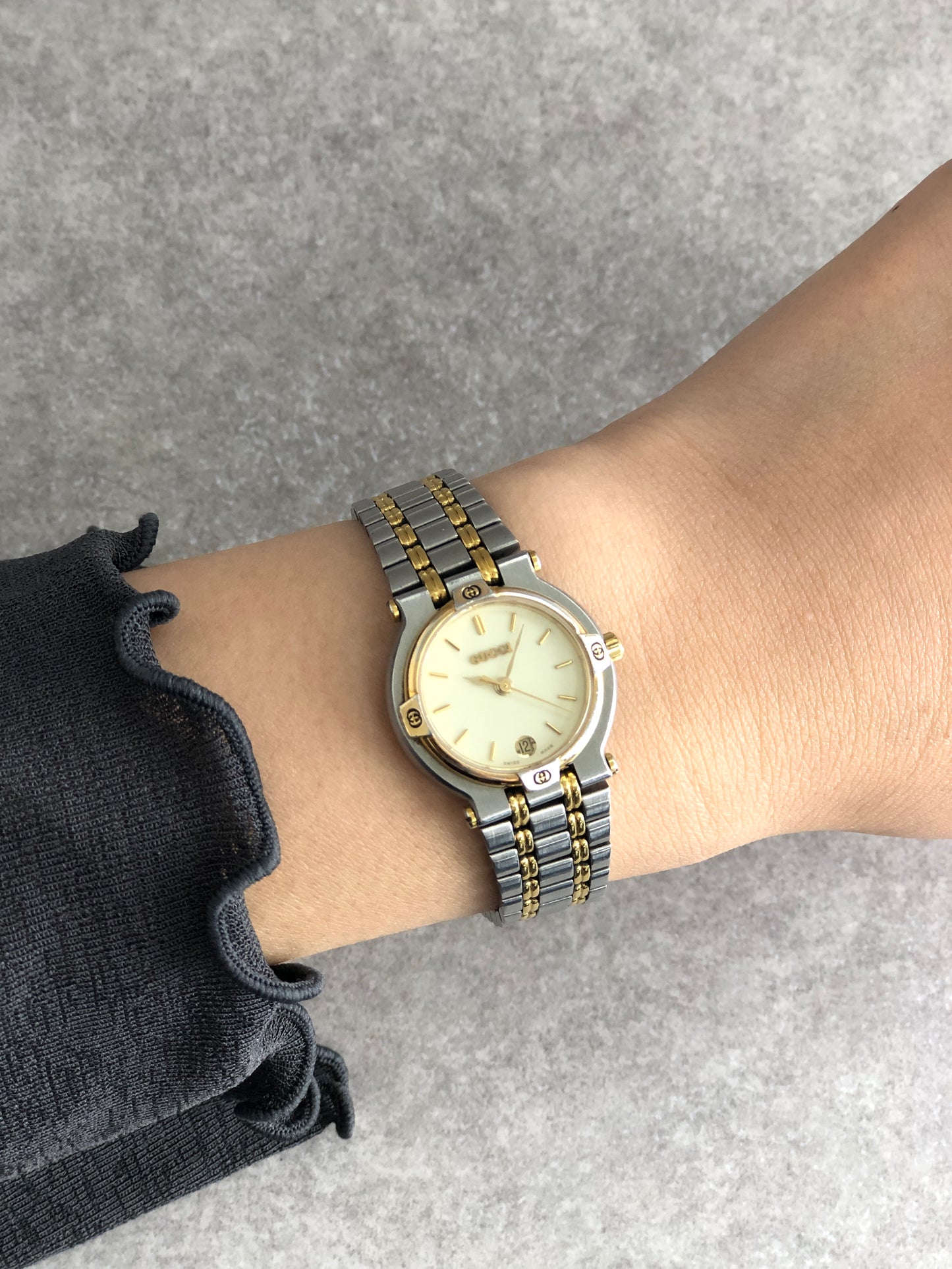 GUCCI Quartz Watch Silver×Gold 9000L Vintage 5tjs4e