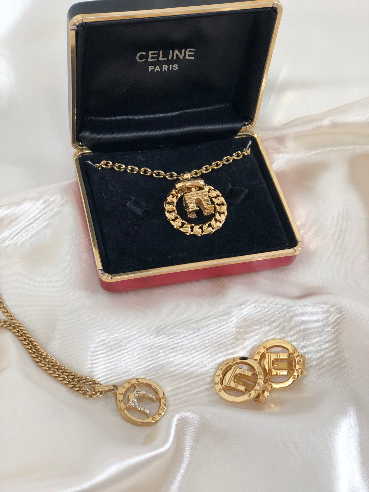 CELINE Logo Arc de Triomphe Circle Necklace Gold Accessory Vintage Old Celine m5wf4x