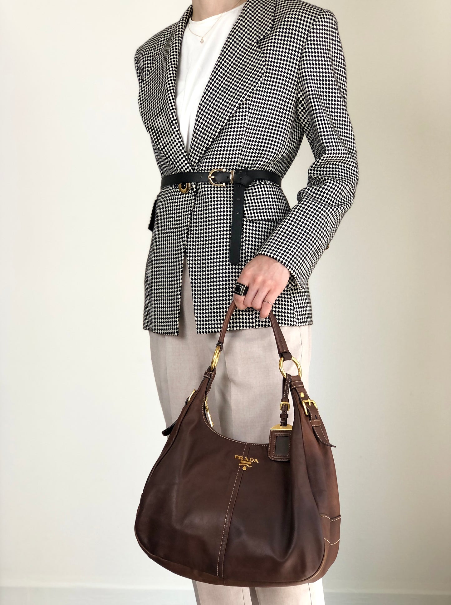 PRADA Logo Handbag Hobobag Brown Vintage c7p34v